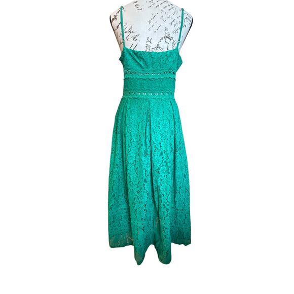 EUC Emerald Green Lace Midi Dress Size M WeddingGuest BarbieCore GardenParty - Picture 3 of 10